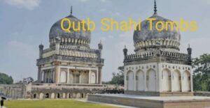 qutb shahi tombs